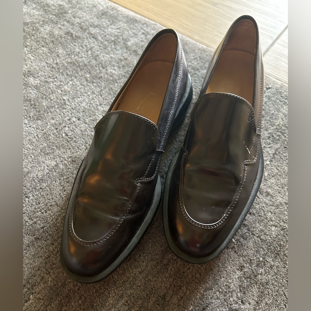 Tod’s Black Leather Loafers
